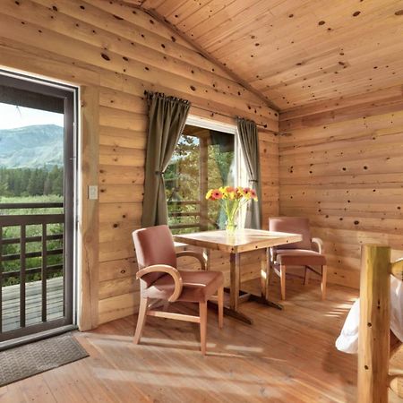 Summit Mountain Lodge And Steakhouse East Glacier Park Village Kültér fotó