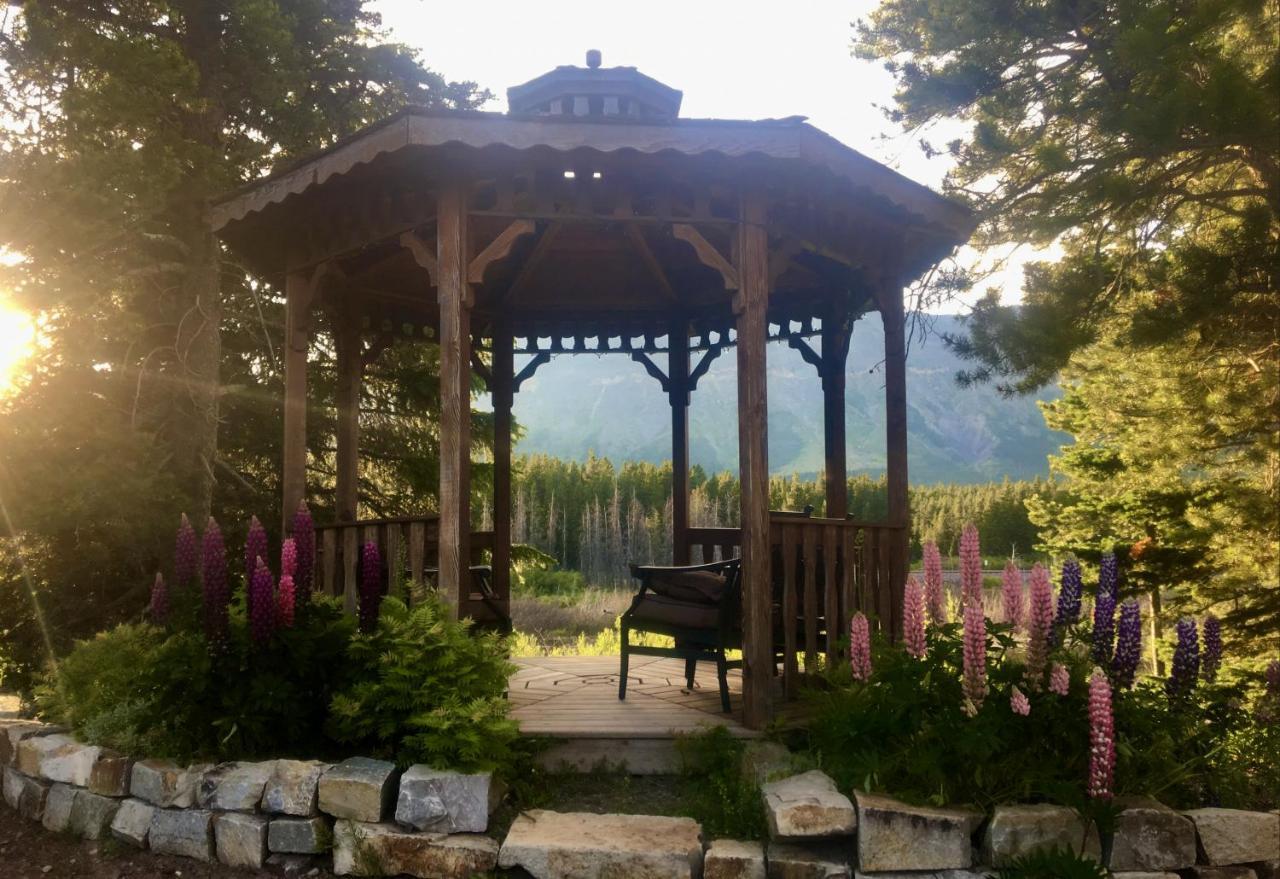 Summit Mountain Lodge And Steakhouse East Glacier Park Village Kültér fotó