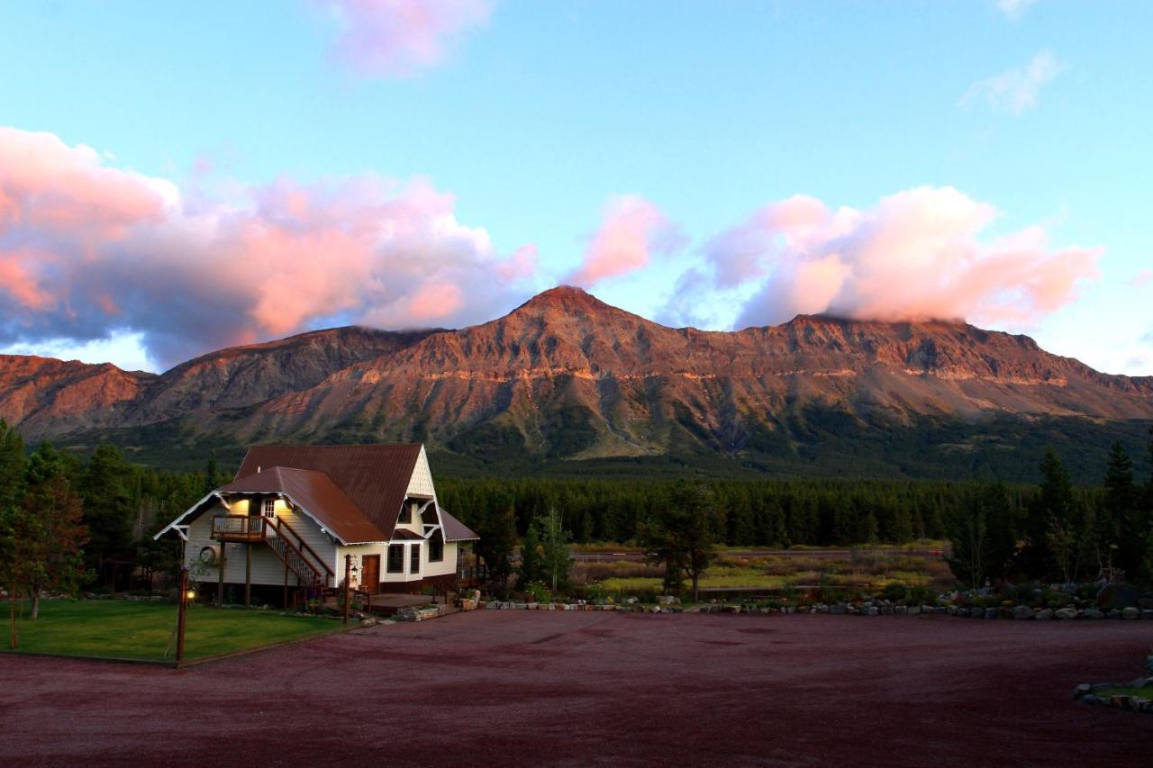 Summit Mountain Lodge And Steakhouse East Glacier Park Village Kültér fotó