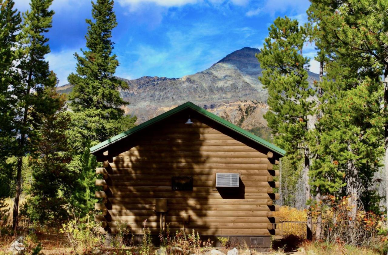 Summit Mountain Lodge And Steakhouse East Glacier Park Village Kültér fotó
