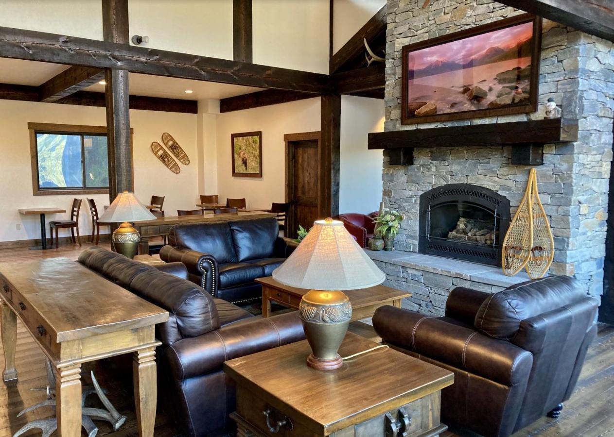 Summit Mountain Lodge And Steakhouse East Glacier Park Village Kültér fotó